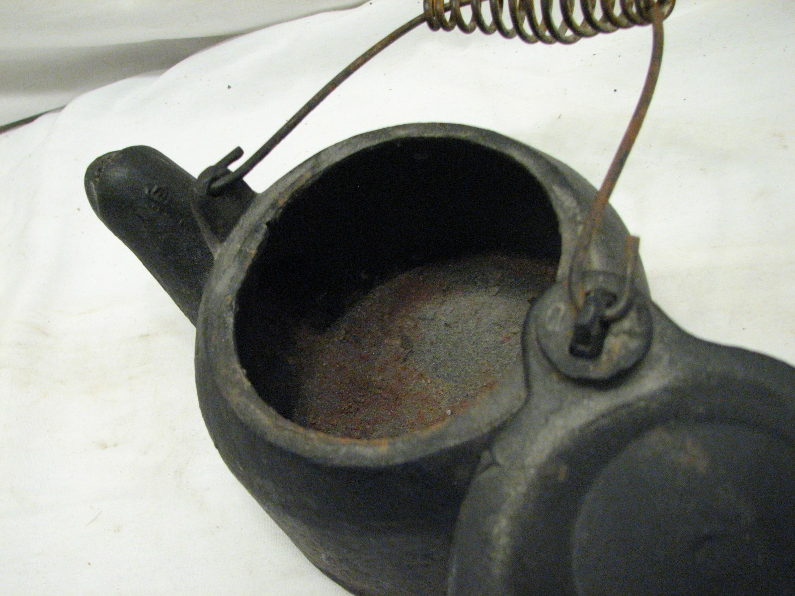 Vintage Griswold Cast Iron Child's Toy Salesman Sample Tea Kettle Pot